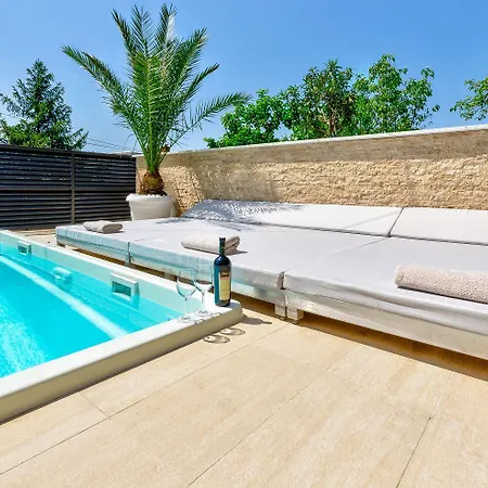 Traumhaftes Penthouse Nur 400 Meter Zum Mit Beheizbarem Pool, Meerblick, Babybett, Grill Апартаменты Цриквеница