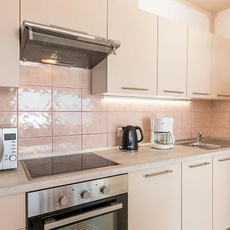 Traumhaftes Penthouse Nur 400 Meter Zum Mit Beheizbarem Pool, Meerblick, Babybett, Grill Апартаменты