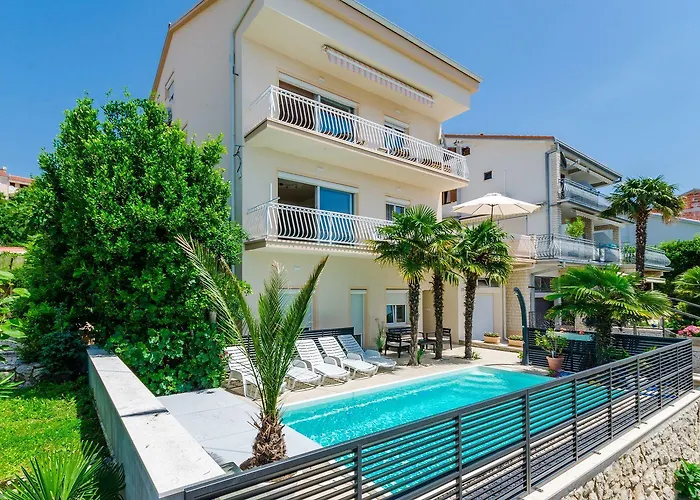 Traumhaftes Penthouse Nur 400 Meter Zum Mit Beheizbarem Pool, Meerblick, Babybett, Grill * Crikvenica