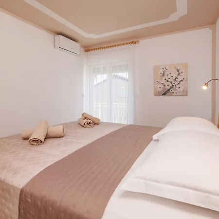 Traumhaftes Penthouse Nur 400 Meter Zum Mit Beheizbarem Pool, Meerblick, Babybett, Grill Apartman