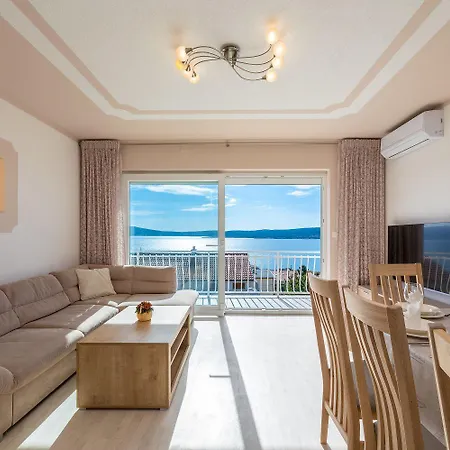 Traumhaftes Penthouse Nur 400 Meter Zum Mit Beheizbarem Pool, Meerblick, Babybett, Grill Apartmán *