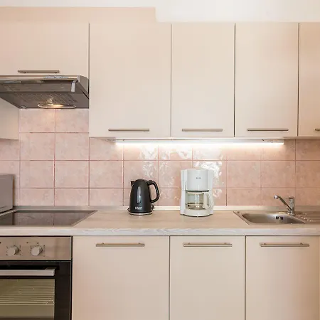 Apartman Traumhaftes Penthouse Nur 400 Meter Zum Mit Beheizbarem Pool, Meerblick, Babybett, Grill *