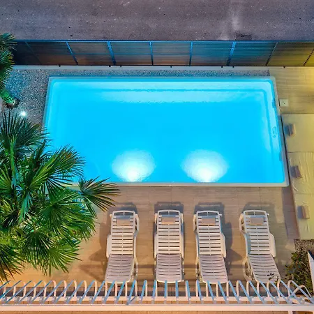 Traumhaftes Penthouse Nur 400 Meter Zum Mit Beheizbarem Pool, Meerblick, Babybett, Grill *