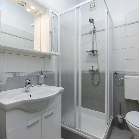 Apartment Traumhaftes Penthouse Nur 400 Meter Zum Mit Beheizbarem Pool, Meerblick, Babybett, Grill *