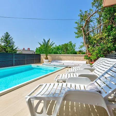 Traumhaftes Penthouse Nur 400 Meter Zum Mit Beheizbarem Pool, Meerblick, Babybett, Grill Apartman