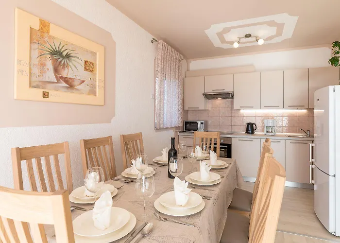 Apartment Traumhaftes Penthouse Nur 400 Meter Zum Mit Beheizbarem Pool, Meerblick, Babybett, Grill *